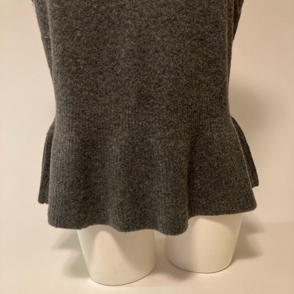 New White House Black Market Grey Acrylic Polyester Sleeveless Sweater size L - Picture 4 of 14